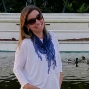 Meet your Posher, Thais